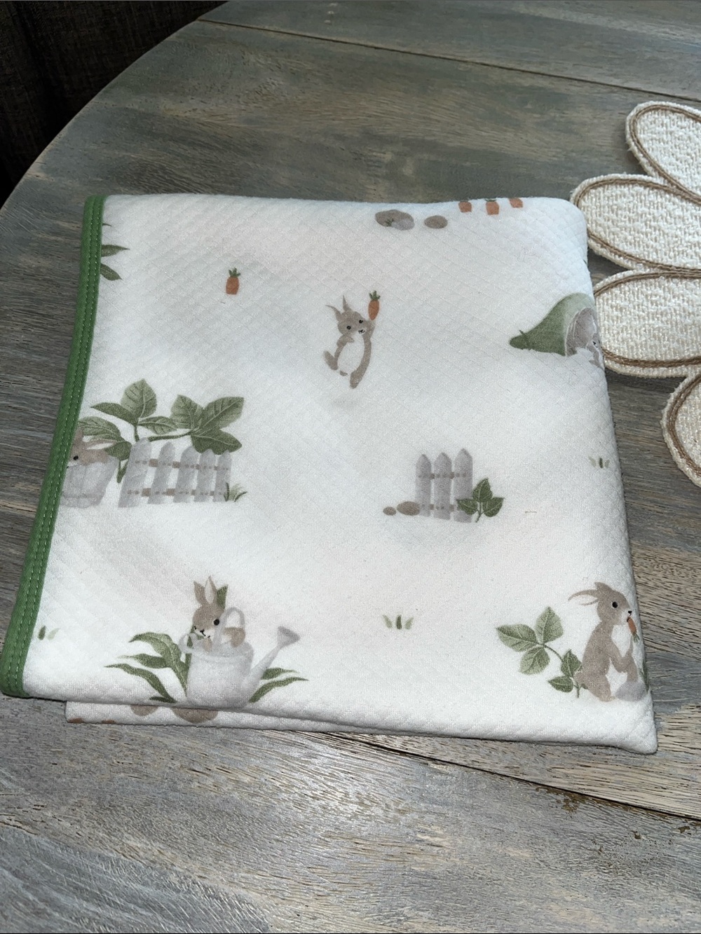 Sweet bunny blanket